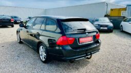 
										BMW 3er-Reihe 318i Touring full									