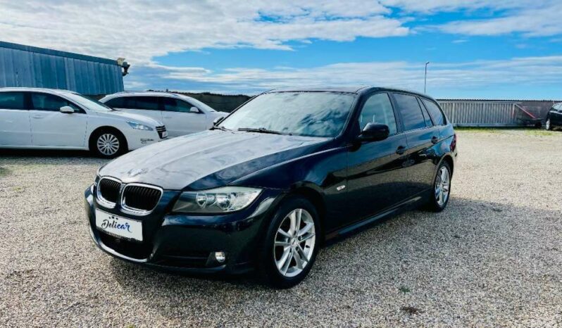 
								BMW 3er-Reihe 318i Touring full									