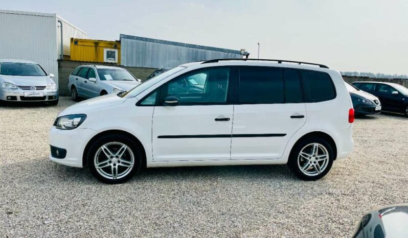 
								VW Touran 1.6 TDI Highline full									