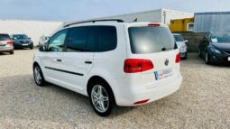 
										VW Touran 1.6 TDI Highline full									