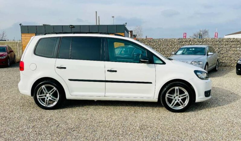 
								VW Touran 1.6 TDI Highline full									