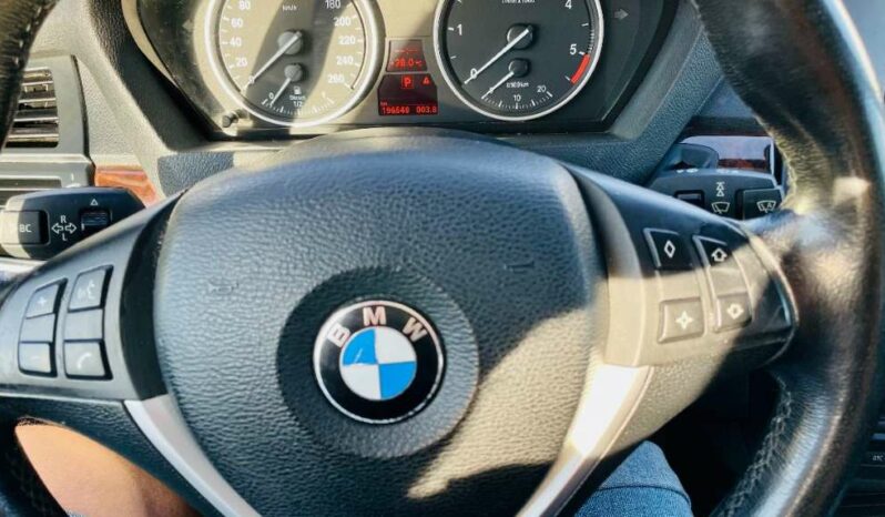 
								BMW X5 3,0d Österreich-Paket full									