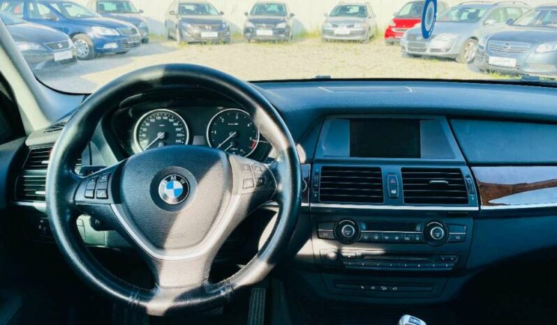 
								BMW X5 3,0d Österreich-Paket full									