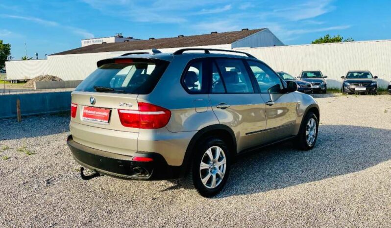 
								BMW X5 3,0d Österreich-Paket full									