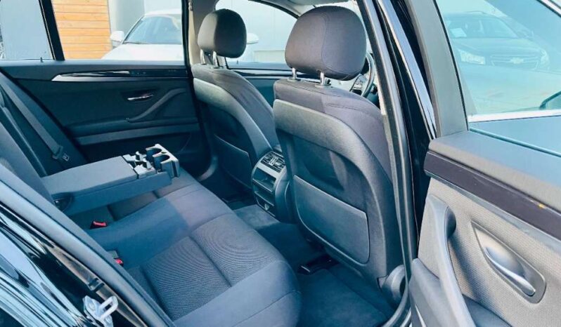 
								BMW 5er-Reihe 520d full									