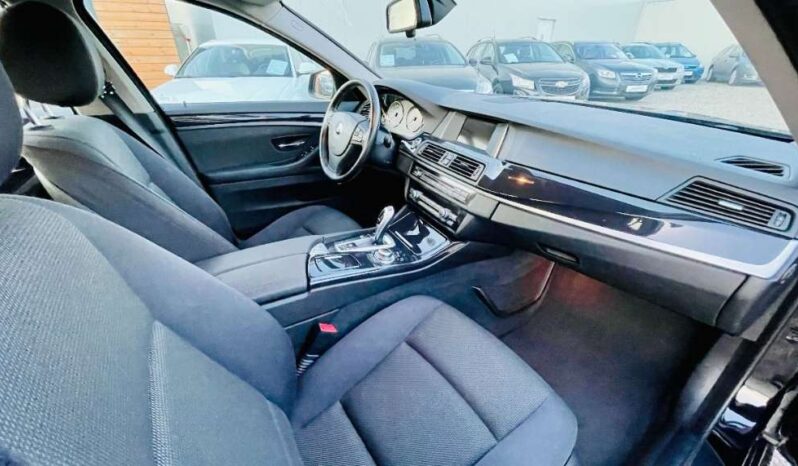 
								BMW 5er-Reihe 520d full									