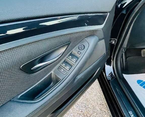 
								BMW 5er-Reihe 520d full									