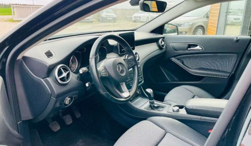 
								Mercedes-Benz GLA-Klasse ÖAMTC Pickerl full									