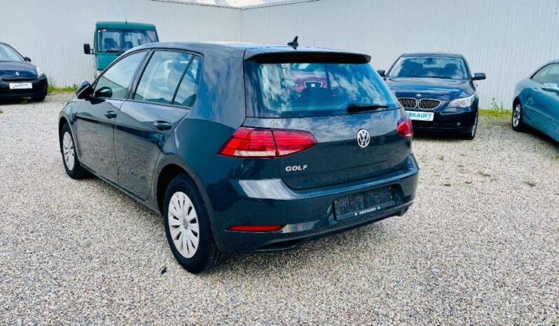 
								VW Golf 1,6 TDI SCR full									