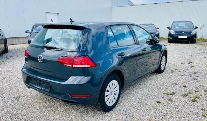
								VW Golf 1,6 TDI SCR full									
