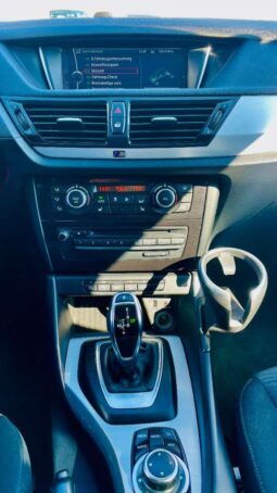 
										BMW X1 xDrive18d Automatik ARBÖ Pickerl full									