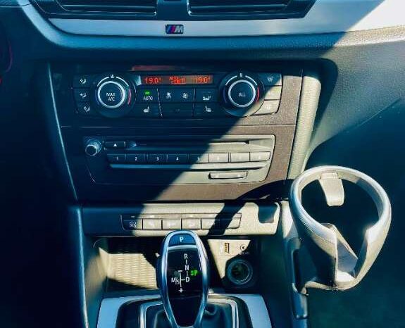 
								BMW X1 xDrive18d Automatik ARBÖ Pickerl full									