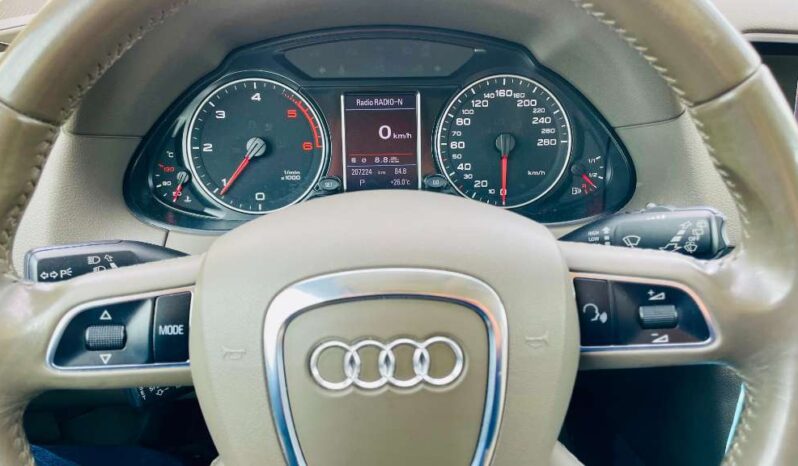 Audi Q5 2,0 TDI quattro Automatik full