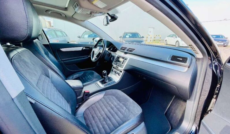 
								VW Passat Panorama Sky TDI 4Motion full									