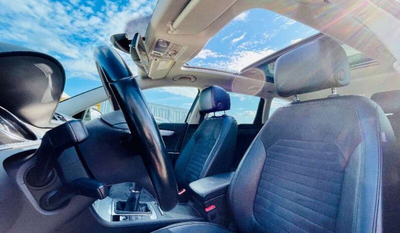 
								VW Passat Panorama Sky TDI 4Motion full									