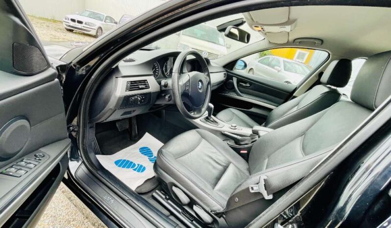 
								BMW 3er-Reihe Sitzheizung, Navi, Leder sitze full									