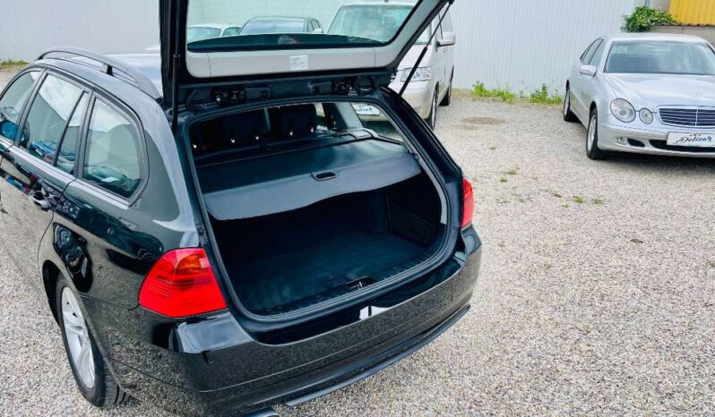 
								BMW 3er-Reihe Sitzheizung, Navi, Leder sitze full									