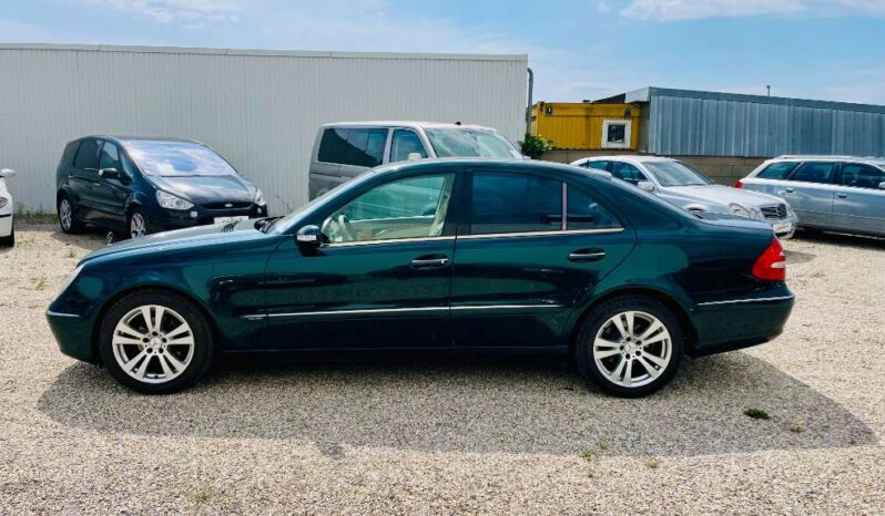 
								Mercedes-Benz E-Klasse E 220 Classic CDI Limousine full									