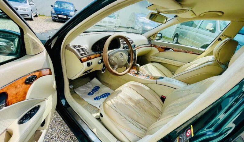 
								Mercedes-Benz E-Klasse E 220 Classic CDI Limousine full									