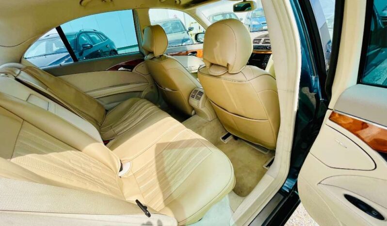 
								Mercedes-Benz E-Klasse E 220 Classic CDI Limousine full									