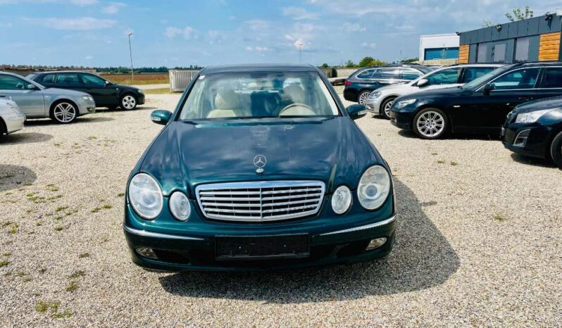 
								Mercedes-Benz E-Klasse E 220 Classic CDI Limousine full									