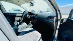 VW Golf Comfortline Automatik Navi full