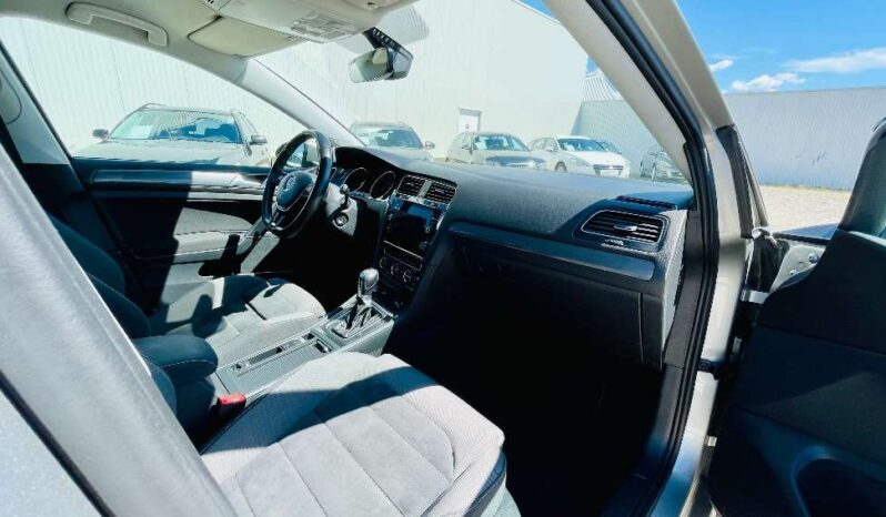 VW Golf Comfortline Automatik Navi full