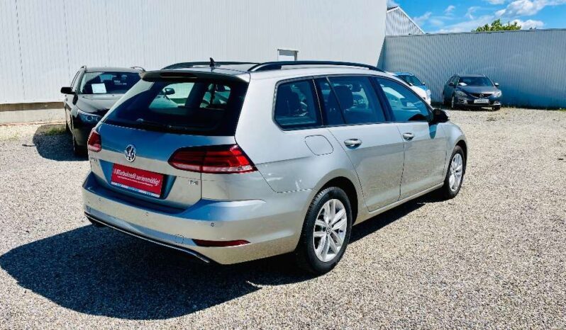 VW Golf Comfortline Automatik Navi full