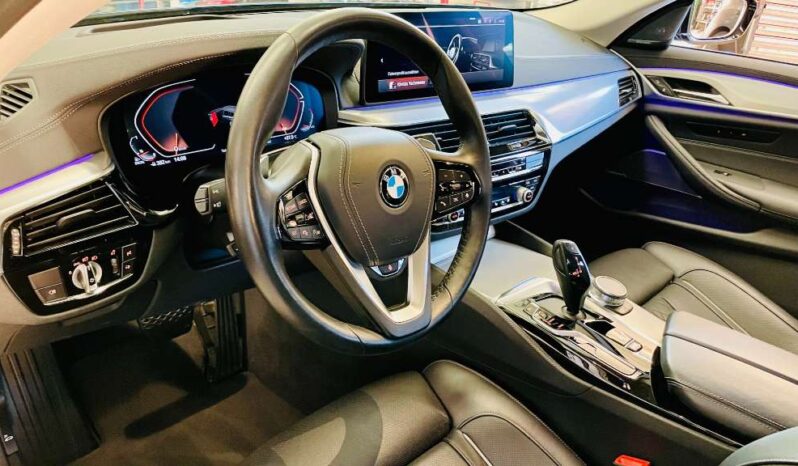
								BMW 5er-Reihe Sitz Belüftung, Head-up Virtual Cockpit, 19zoll 540d 48 V Touring xDrive Aut. full									