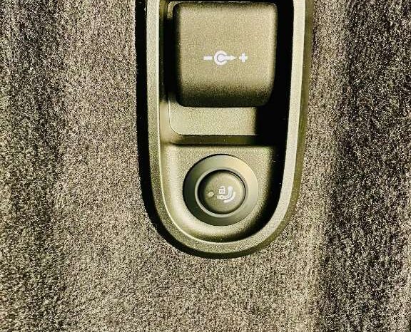 
								BMW 5er-Reihe Sitz Belüftung, Head-up Virtual Cockpit, 19zoll 540d 48 V Touring xDrive Aut. full									