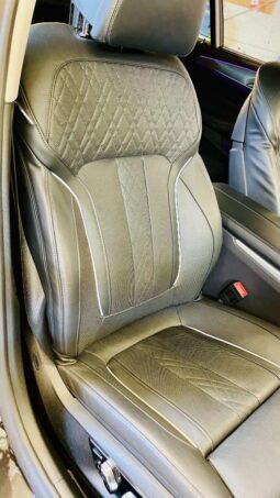 
										BMW 5er-Reihe Sitz Belüftung, Head-up Virtual Cockpit, 19zoll 540d 48 V Touring xDrive Aut. full									