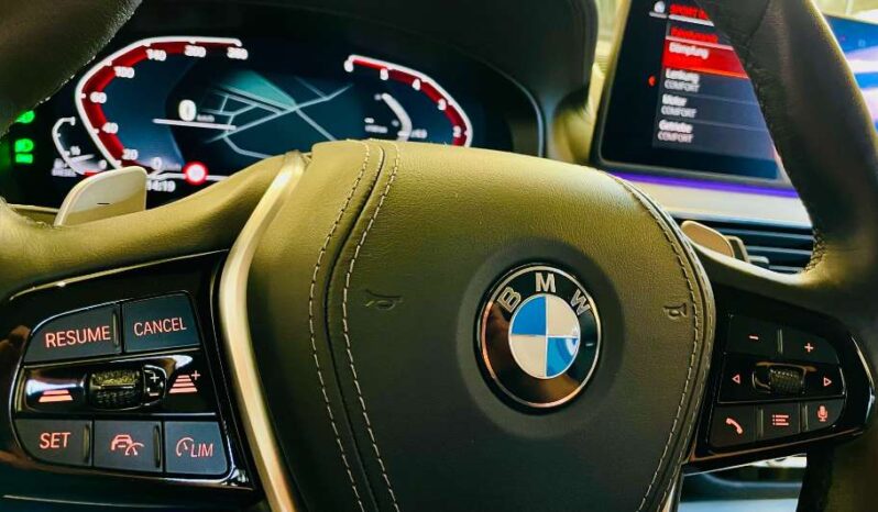 
								BMW 5er-Reihe Sitz Belüftung, Head-up Virtual Cockpit, 19zoll 540d 48 V Touring xDrive Aut. full									