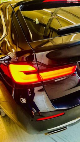 
										BMW 5er-Reihe Sitz Belüftung, Head-up Virtual Cockpit, 19zoll 540d 48 V Touring xDrive Aut. full									