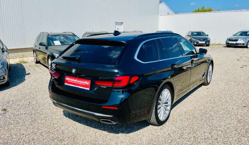 
								BMW 5er-Reihe Sitz Belüftung, Head-up Virtual Cockpit, 19zoll 540d 48 V Touring xDrive Aut. full									