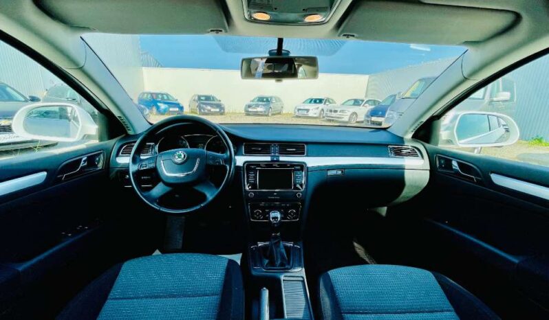 Skoda Superb Combi 4×4 Ambition 2,0 TDI CR full