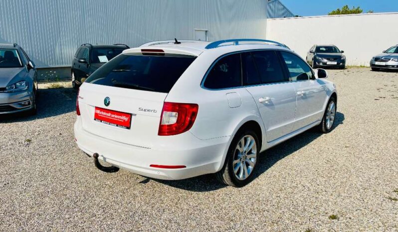 Skoda Superb Combi 4×4 Ambition 2,0 TDI CR full