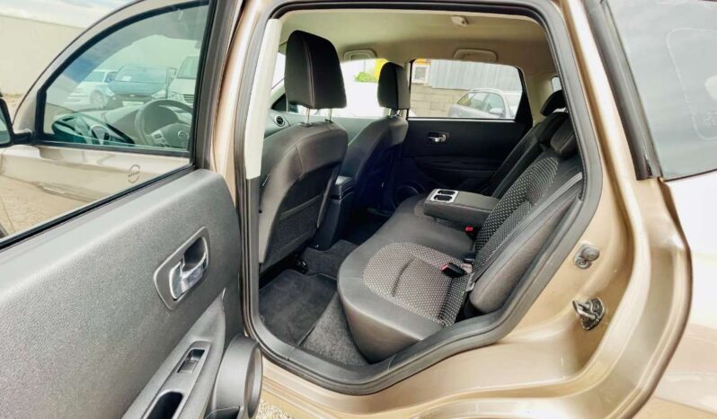 Nissan Qashqai ARBÖ Überprüfung 08.2026 Service Heft full