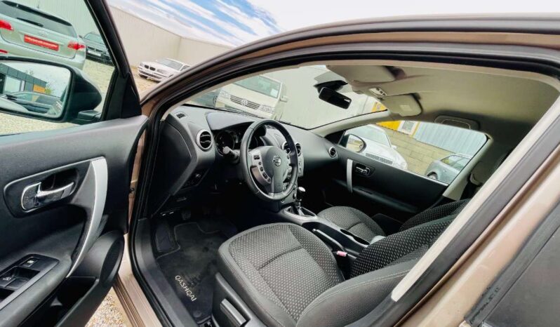 Nissan Qashqai ARBÖ Überprüfung 08.2026 Service Heft full