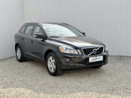 Volvo XC60 2.4 D5 Kinetic AWD