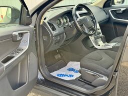 
										Volvo XC60 2.4 D5 Kinetic AWD full									