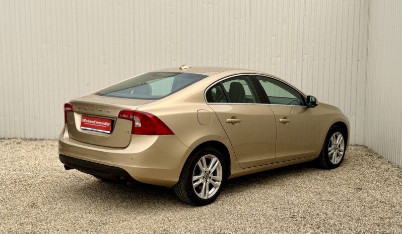 
								Volvo S60 1.6 T4 Summum full									