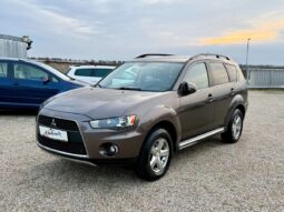 Mitsubishi Outlander 2.2 DI-D Instyle 4WD