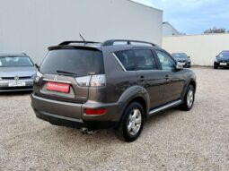 
										Mitsubishi Outlander 2.2 DI-D Instyle 4WD full									