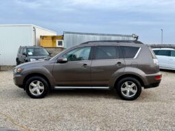 
										Mitsubishi Outlander 2.2 DI-D Instyle 4WD full									