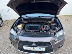 
										Mitsubishi Outlander 2.2 DI-D Instyle 4WD full									