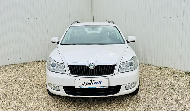 
								Skoda Octavia Combi 1,6 Elegance TDI full									