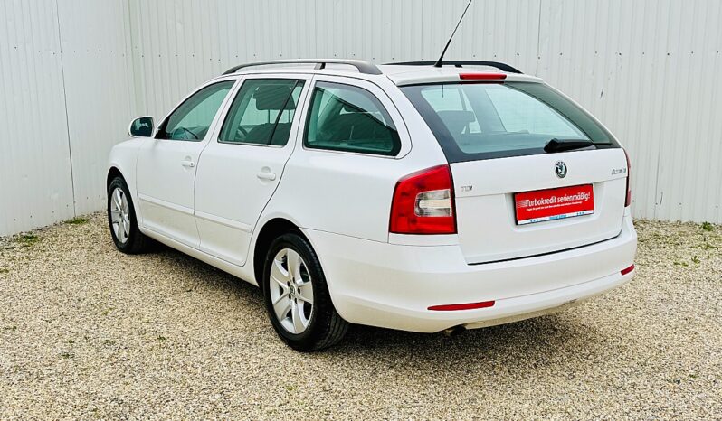 
								Skoda Octavia Combi 1,6 Elegance TDI full									