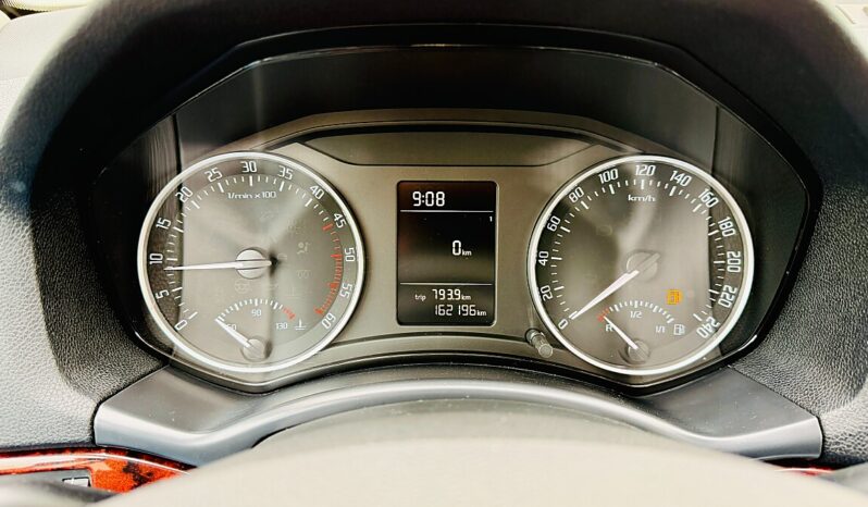 
								Skoda Octavia Combi 1,6 Elegance TDI full									