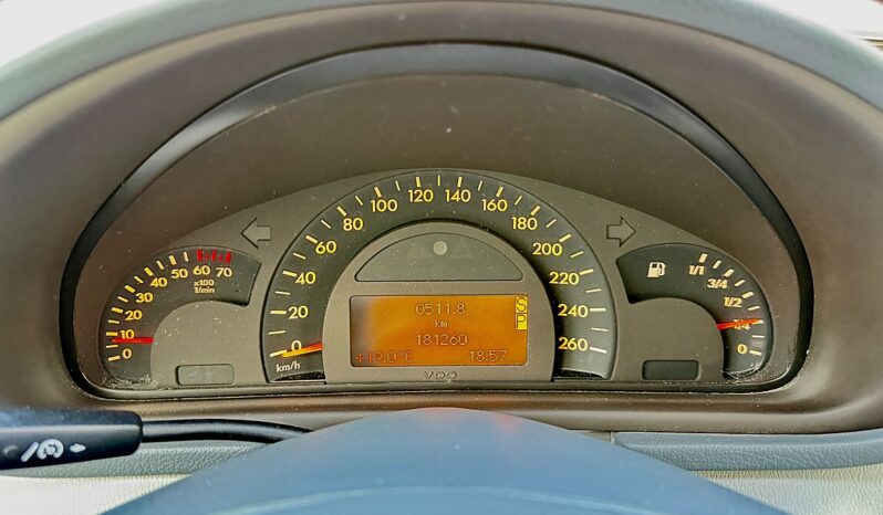 
								Mercedes-Benz C-Klasse C 200 Kompressor T Elegance full									