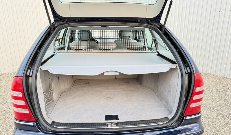 
								Mercedes-Benz C-Klasse C 200 Kompressor T Elegance full									